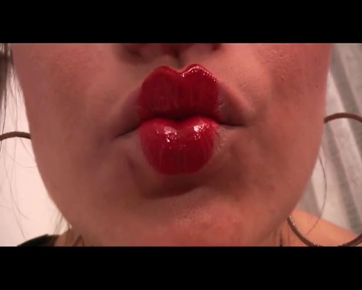 Jolie Lacroix In Scene: Geisha Red Lips - JOLIE LACROIX THE ENSLAVER - SD/576p/MP4