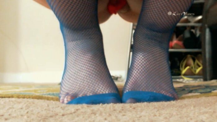 Goddess Lucy In Scene: Blue Thigh High Stockings Feet Webcam - QUEEN LUCY YOUR FETISH - HD/720p/MP4