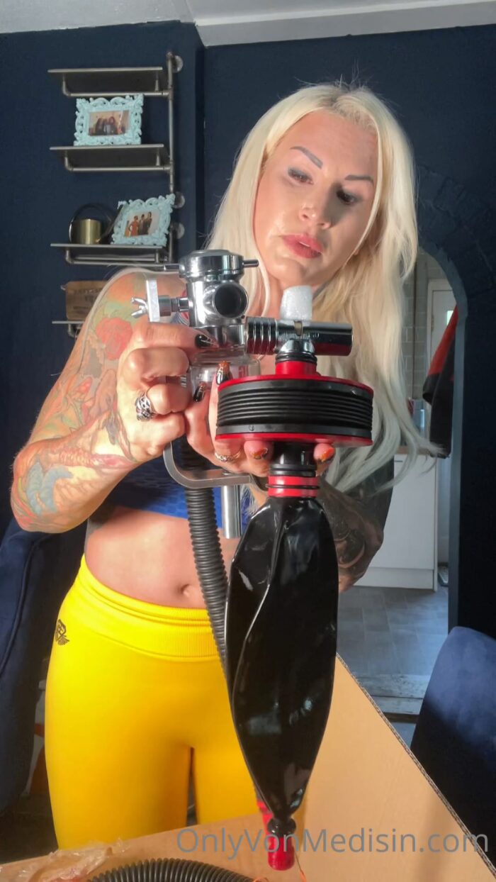 Unboxing A New Piece Of Breath Play Equipment - MISTRESS AVA VON MEDISIN - FULL HD/1920p/MP4