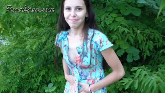 Summer! Alina Walks And Powerfully Farts And Shitting - POOALINA - HD/720p/MP4