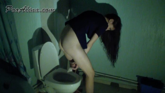 Lady Pooping After A Nightclub - POOALINA - HD/720p/MP4