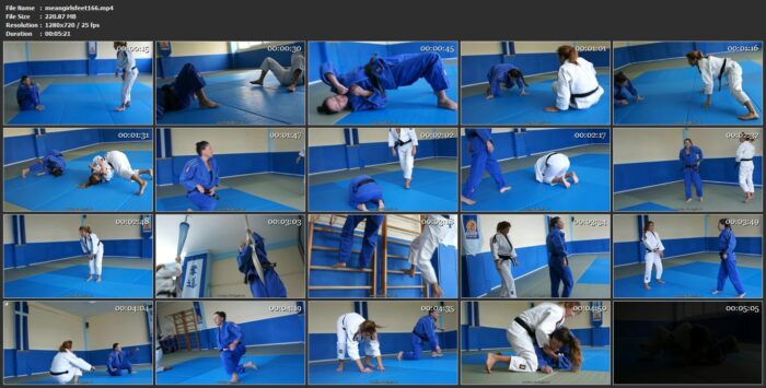 Judo Girls Warm Up - MEAN GIRLS FEET - HD/720p/MP4