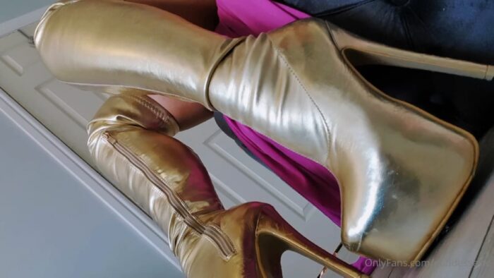 Goddess Evie In Scene: These Golden Boots Own You Now, Bitch - MISSEVIELOCK - FULL HD/1080p/MP4