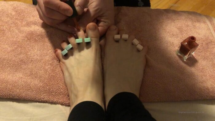 Watch My Cuck Do My Toe Nails - RED QUEEN / THE QUEEN OF SPH - FULL HD/1080p/MP4