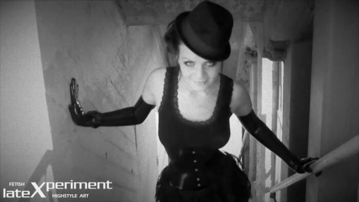 Valerie Tramell Set 16 Set - LATEXPERIENT - HD/720p/MP4