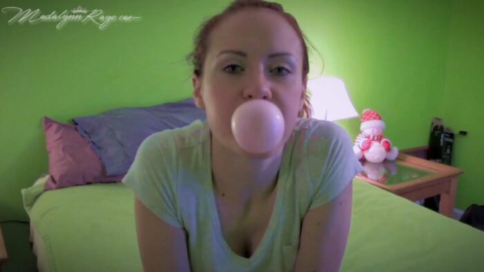 Bedroom Bubbles - MADALYNN RAYE - FULL HD/1080p/MP4