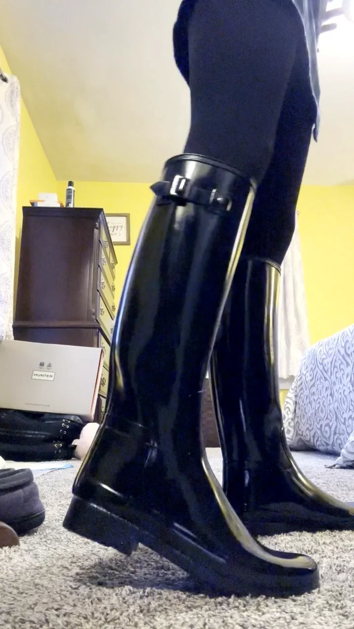 Call Me Your Bad Boot Bitch - BADDB1TCH / MISTRESS BADDBITCH / MISTRESS OF MINDFUCK - MP4