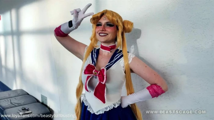 Starry Cosplaying As Sailor Moon Continues To Break My Balls! - BEASTY BALLBUSTING / BEASTSCAGE - MP4