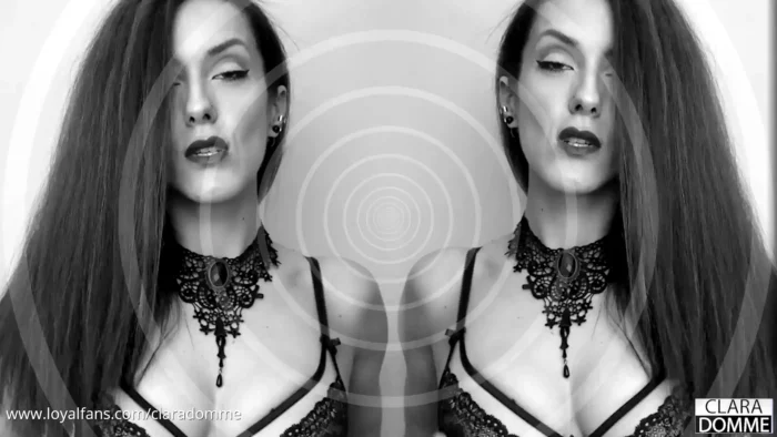 2 Fingers Is All You Need - CLARADOMME / EXQUISITE MISTRESSES / GODDESS CLARADOMME - MP4