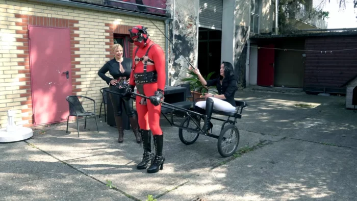 Pony Training Special Part 4 - Lady Mercedes & Lady Pascal - DOMINA BIZARRE / BIZARRE-CLIPS - MP4