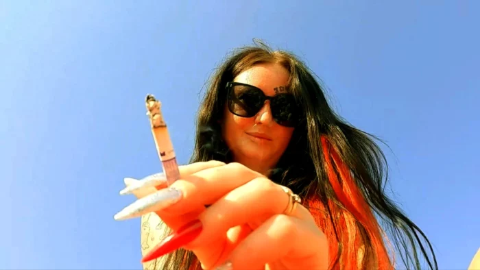 Smoking Fetish. Dominatrix Smokes A Cigarette On The Beach - DOMINATRIX NIKA - MP4