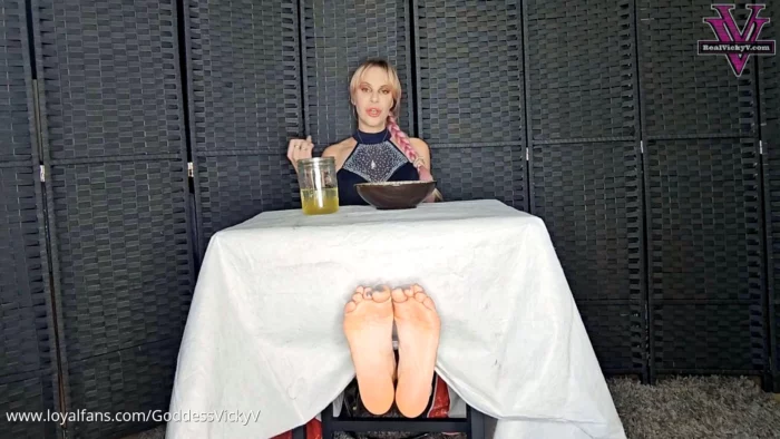 Restaurant Date Foot Joi - GODDESS VICKY VIX FEMDOM AND FETISH - MP4