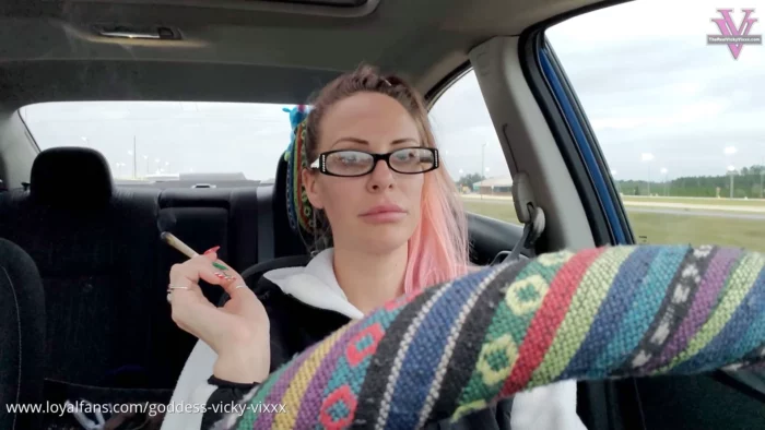 Smoking A J In The Car With Glasses - GODDESS VICKY VIX FEMDOM AND FETISH - MP4