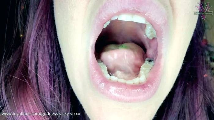 Vickys Mouth With Pop Rocks Asmr - GODDESS VICKY VIX FEMDOM AND FETISH - MP4