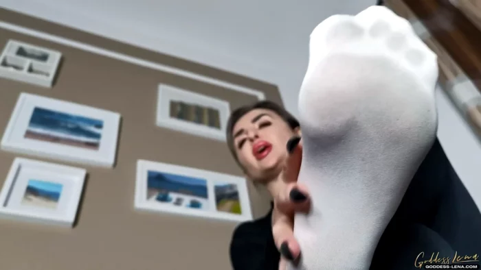 Eat The Dirt Off The Soles Of My Shoes - GODDESS LENA / LENA GLAMOUR / SEXY-LENA - MP4