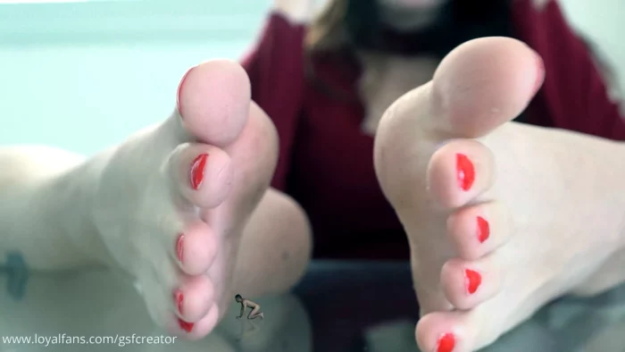 Shrinkage - Sofi's Revenge - Sfx Epic - GSFCREATOR / GIANTESS SHRINKING FEET - MP4