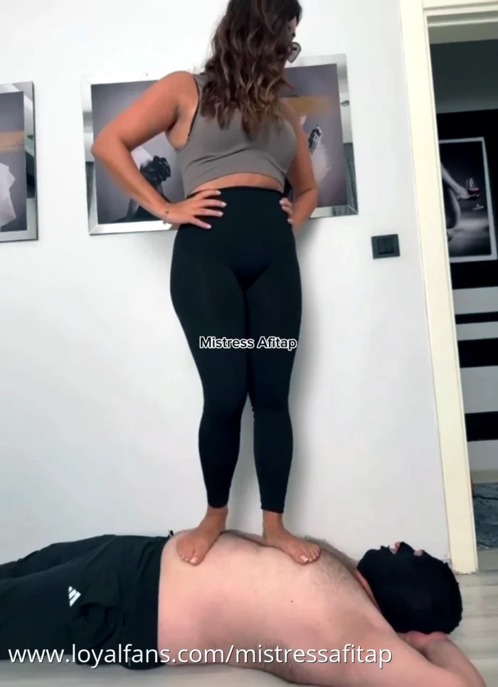 Trampling - HULYA CENGIZ - MP4