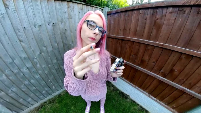 Chloe Toy - Smoking in the Garden - JIMMYDRAWS - MP4