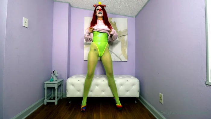 Bodacious Clown Body - KITZI KLOWN / KENDALL OLSEN - MP4