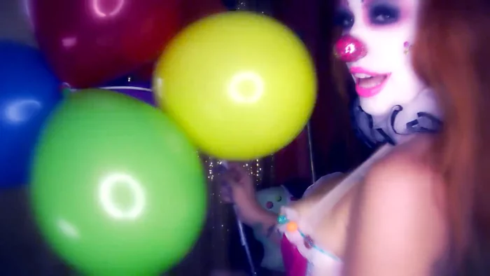 Circus Queen Joi - KITZI KLOWN / KENDALL OLSEN - MP4