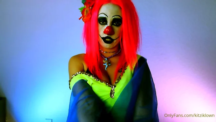 We Don't Waste Cum In This Circus - KITZI KLOWN / KENDALL OLSEN - MP4