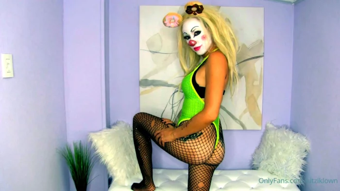 Clown Candy - KITZI KLOWN / KENDALL OLSEN - MP4