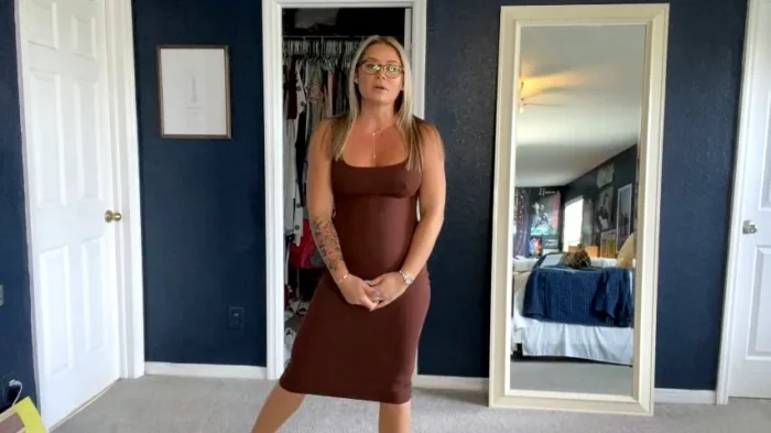 Try On Haul Tease and Denial - LAURAN VICKERS / MOMMY LAURAN - MP4