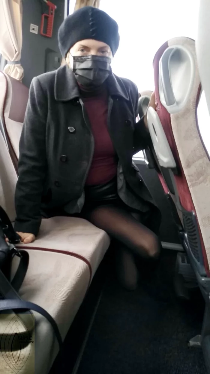 Fully Dressed Up Public Bus Syntribation - MATURE_CUNT / MATURE_C - MP4