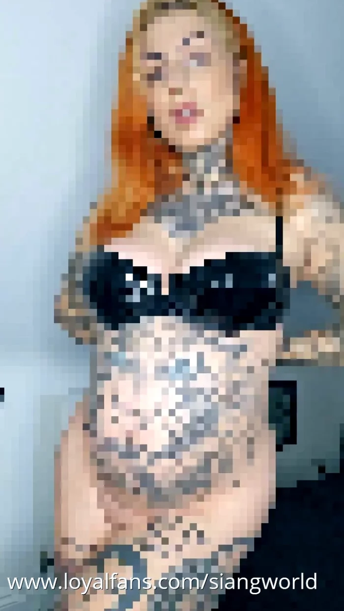 Pixelated Tease! - MISTRESS EMERALD - MP4