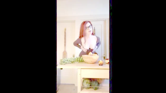 Brussels Sprouts & Spanks - OLIVE WOOD / OLIVE GARTEN - MP4