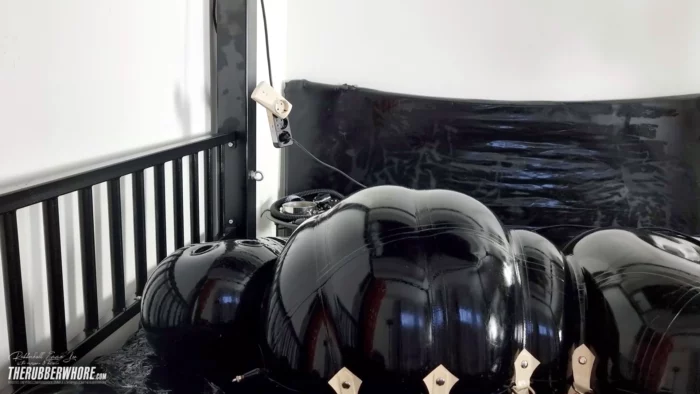 Inflatable Rubber Bondage - RUBBERDOLL EMMA LEE - MP4