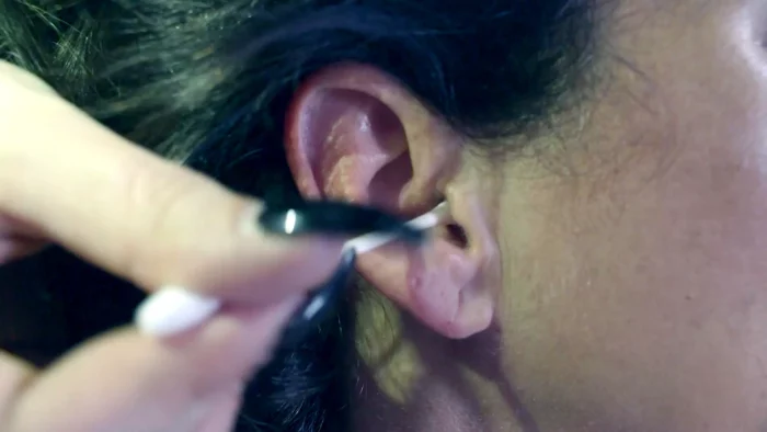 Ear Wax - SEDUCTIVE STUDIOS - MP4