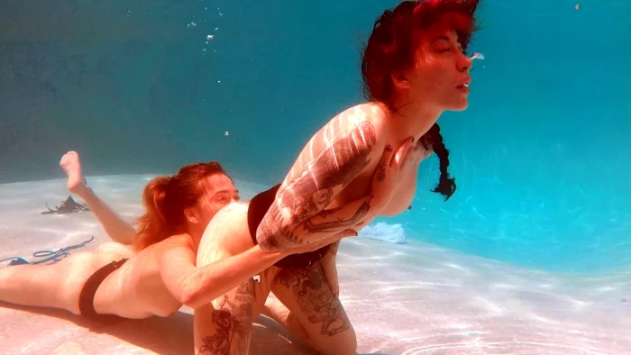 Underwater Lesbians - Charlotte Sartre & Star Nine - STARS FETISH FANTASIES / STARBONDMEDIA - MP4