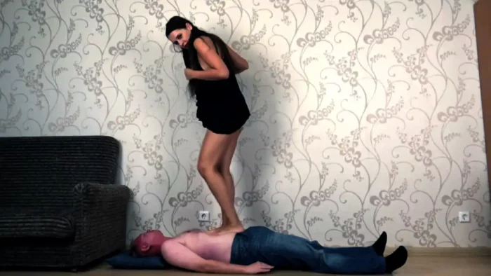 Barefoot Trampling - UNDERSWEETWEIGHT - MP4