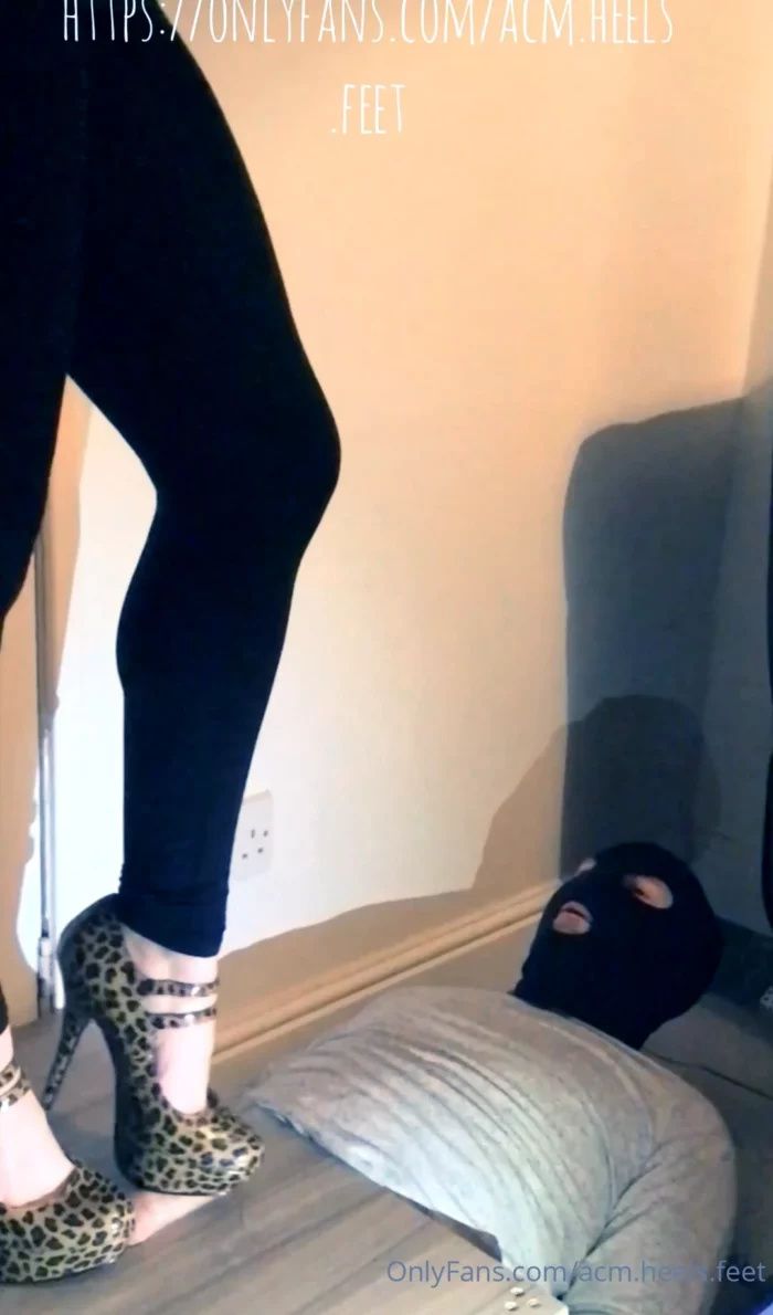 Animal Print Heels Work Out A Load From That Little Cock - ACM FEET & HEELS - MP4