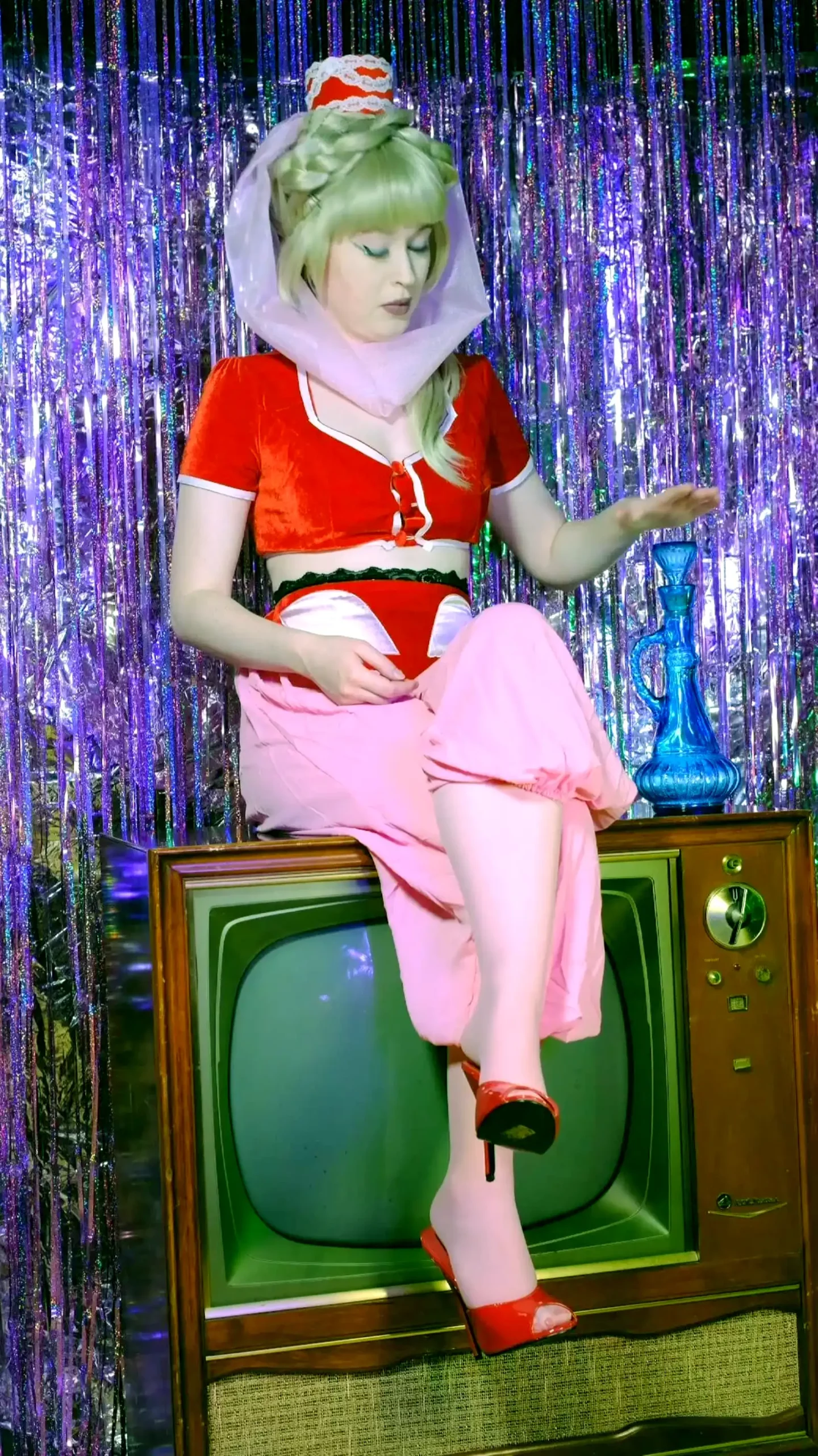 Halloween Bash - BEATRIX - MP4