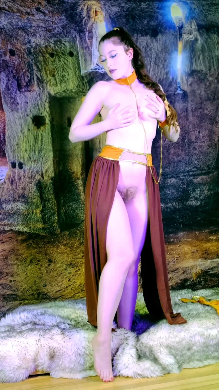 Slave Leia's Striptease - BEATRIX - MP4