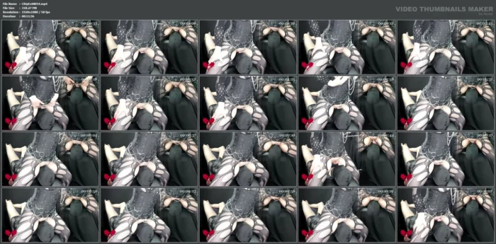 I Have To Show What I Can Do. Face Sitting, As It Should Be. She Pushes Her Open Cunt In My Face - CLOSE UP EXTREME - MP4