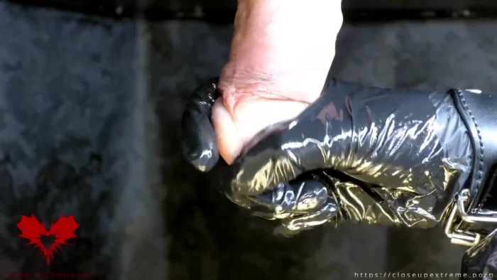 Milking Table Closeup The Mistress Massages The Sperm Out Of The Cock With Latex Gloves - CLOSE UP EXTREME - MP4