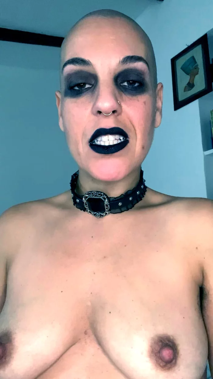 A Goths Commandments - EMPREXKALA / KALA SMITH - MP4