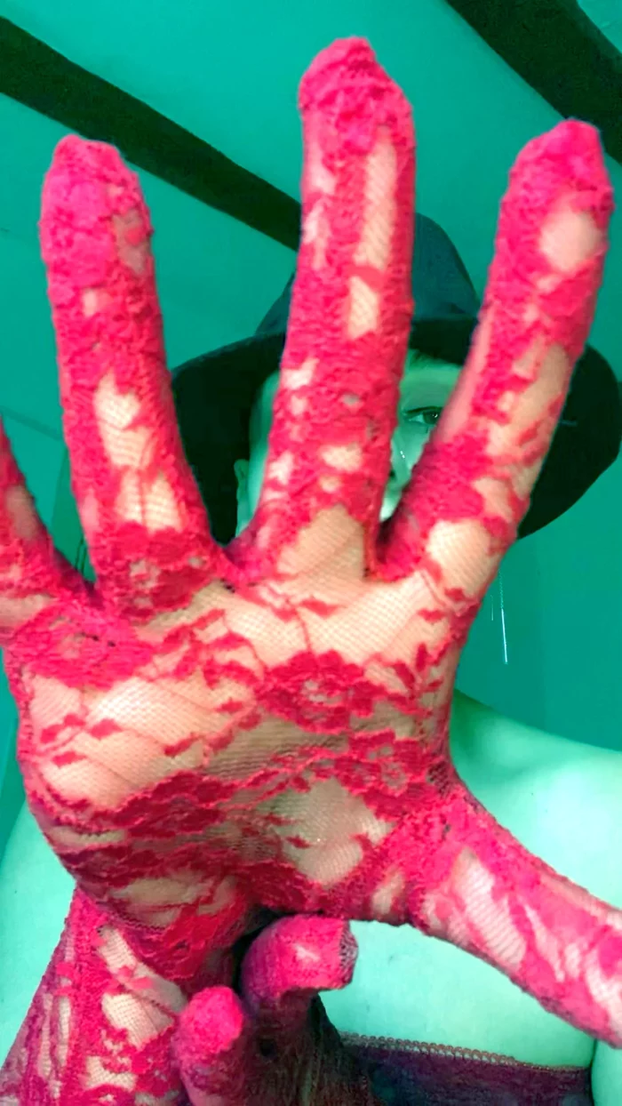 Cum On My Red Lace Gloves - EMPREXKALA / KALA SMITH - MP4