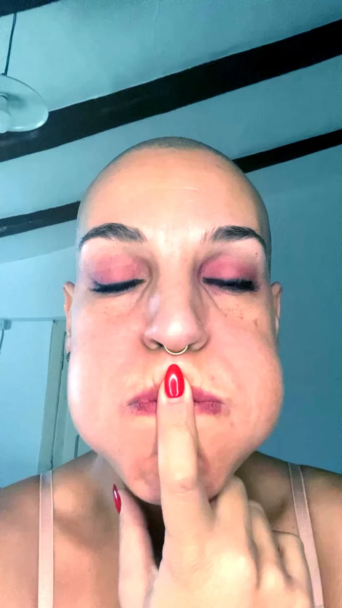 Exploding Cheeks - EMPREXKALA / KALA SMITH - MP4