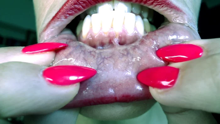 Veiny Tongue And Inner Lips - EMPREXKALA / KALA SMITH - MP4