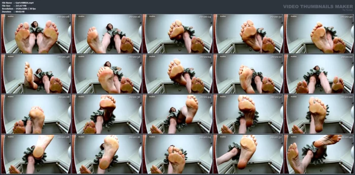 Giant Ginger Isn't Happy With Your Reports! - GIANTESS FETISH VIDS - MP4