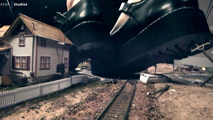 Gs13 Towering Shoes Stroll Through Smallville - GIANTESS FETISH VIDS - MP4