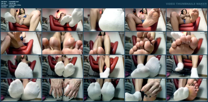 My Dirty Socks All Over You! - GODDESS ANITTA - MP4