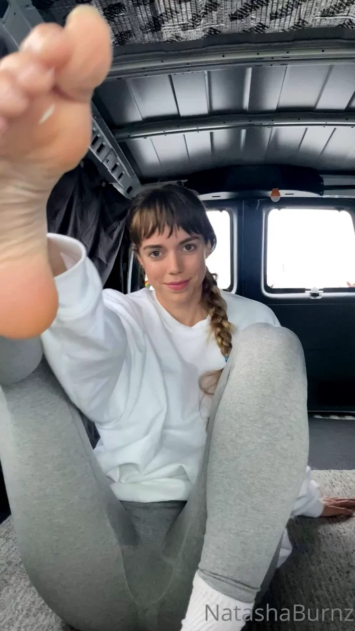 Dirty Smelly White Socks - Want A Sniff? - GODDESS TALL TASHA - MP4