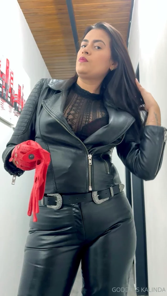 Slave, On My Knees Is A Fun Day For Me - GODDESS KALINDA - MP4