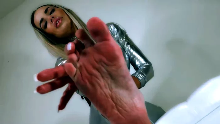 Toe By Toe Cum Countdown - GODDESS PLATINUM - MP4