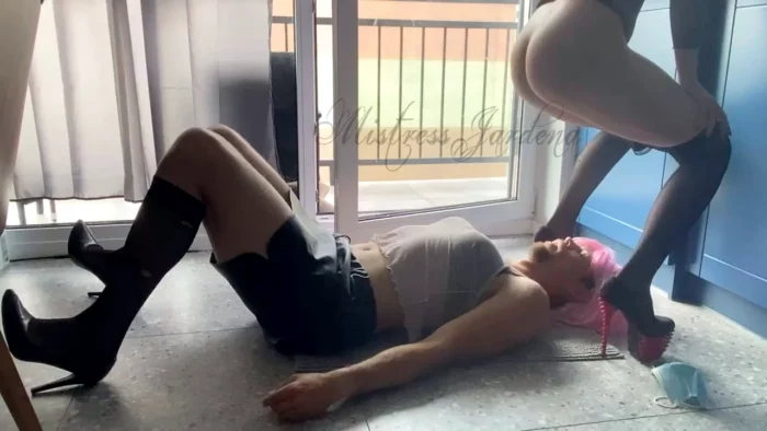 Piss Bitch Sandra - ISRAELI MISTRESS JARDENA - MP4